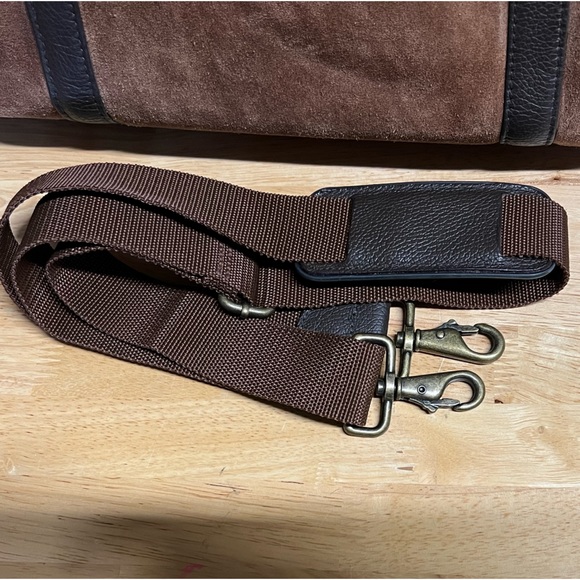 Overnight Travel Bag Brown Suede and Leather with long detachable strap - Picture 3 of 15